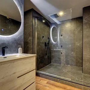  Apartamento Duplex Elegante En España