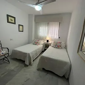  Apartamento Piso En Casco Junto A Playa Piscina In Summer Season España